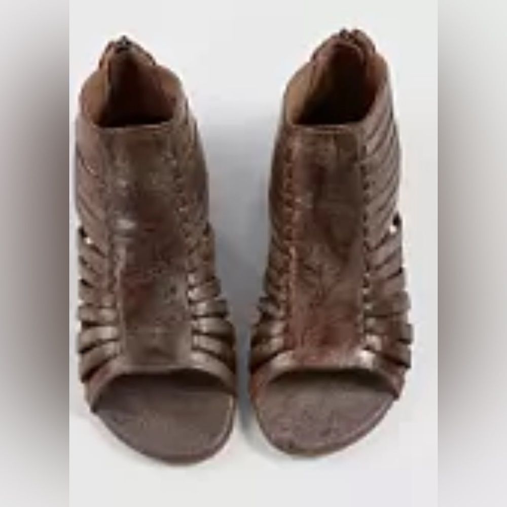 Bed Stu x Roan gladiator sandals in a rustic brown. 8 - Picture 14 of 17